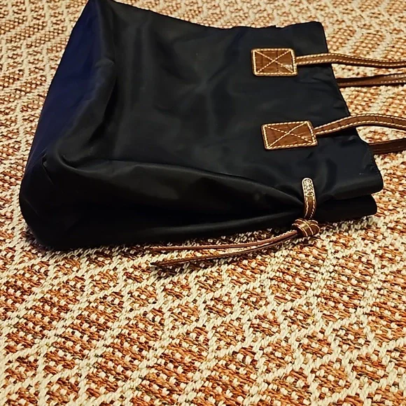 Dooney & Bourke bag - Picture 5 of 6